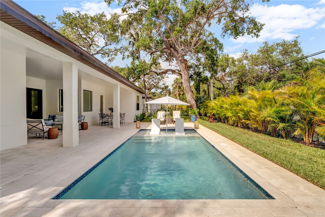 325 Holly Road Vero Beach, FL 32963 - Photo 24 of 25 a view of back yard of the house