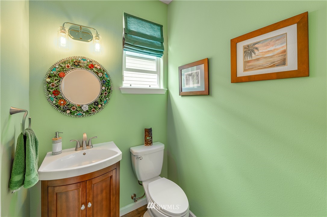 201 202nd Street Southeast Bothell, WA 98012 - Photo 11 of 24