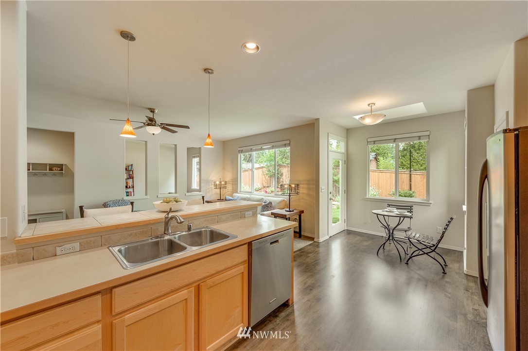 201 202nd Street Southeast Bothell, WA 98012 - Photo 9 of 24
