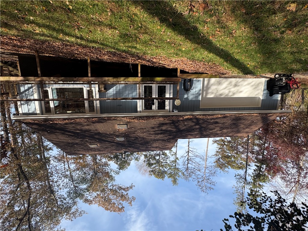 1298 Carradine Road Seneca, SC 29678 - Photo 35 of 47 Huge side deck