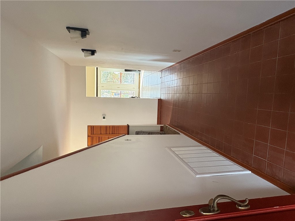 1298 Carradine Road Seneca, SC 29678 - Photo 4 of 47