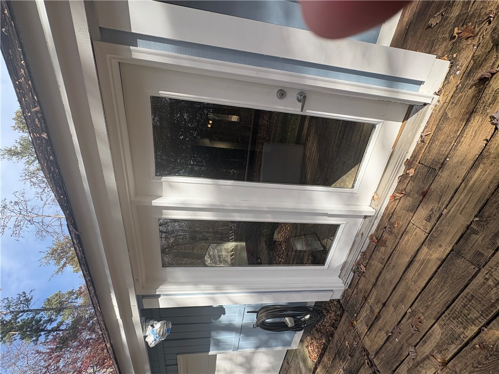 1298 Carradine Road Seneca, SC 29678 - Photo 42 of 47 Side entrance