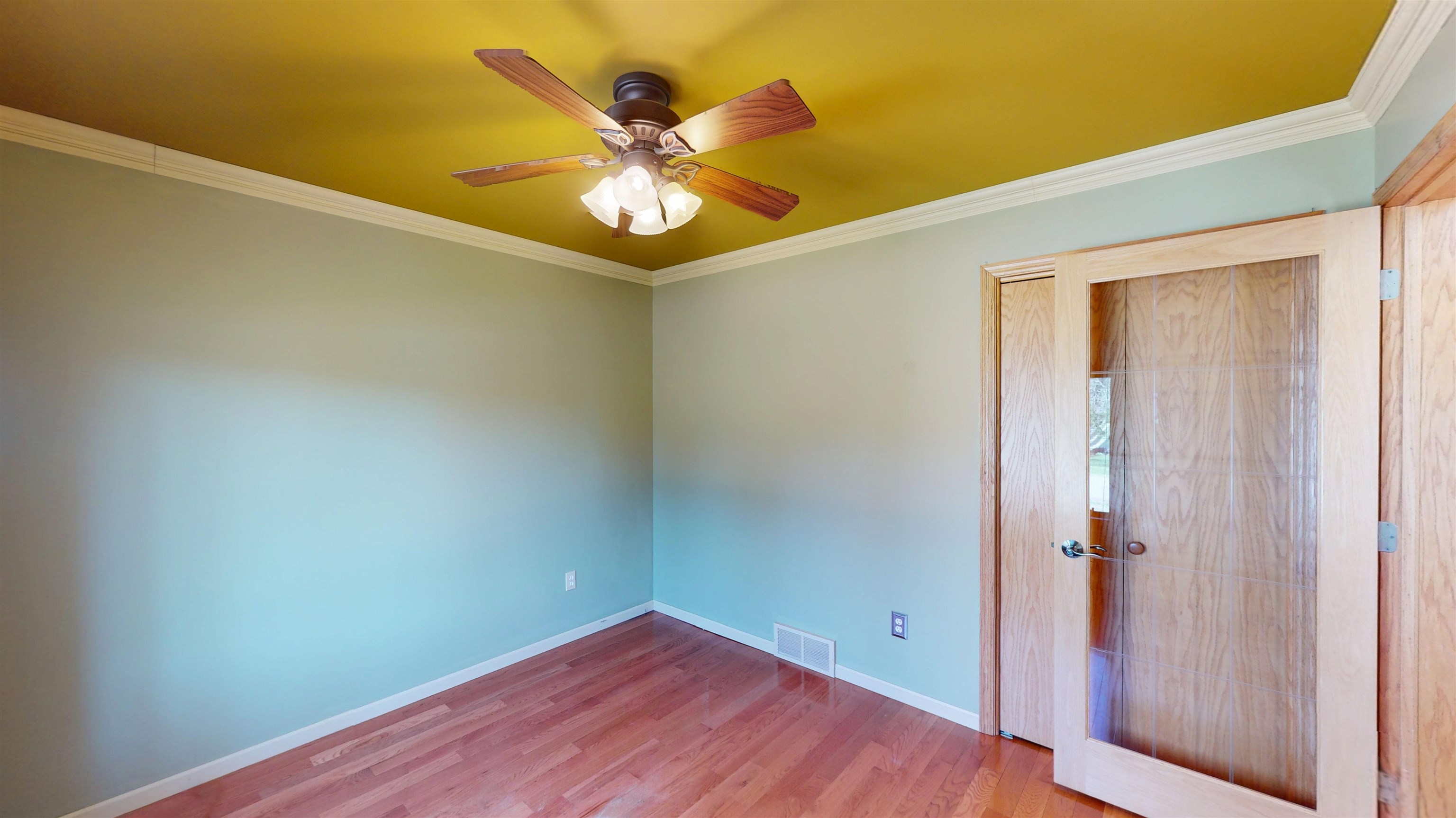 2112 West 3rd Street Marshfield, WI 54449 - Photo 36 of 60