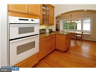 316 Evergreen Road Jenkintown, PA 19046 - Photo 6 of 12 Kitchen