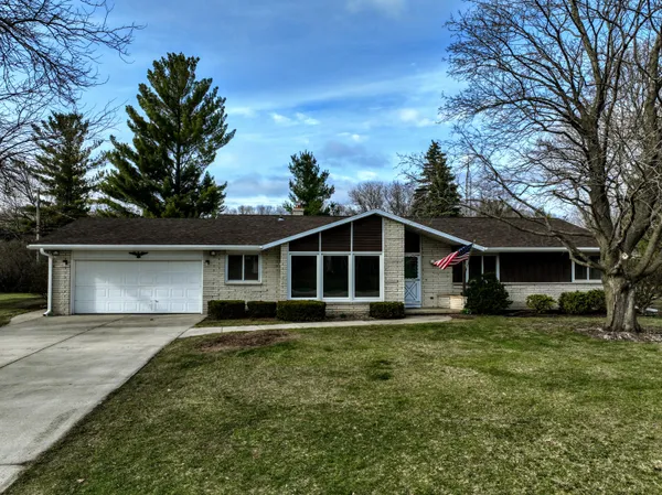 $399,900 | 243 Hillcrest Lane, Jefferson, WI 53549