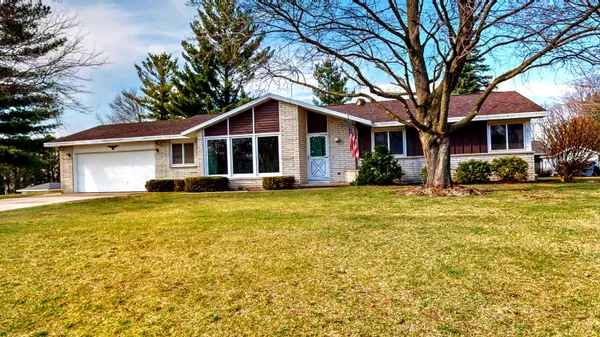 $399,900 | 243 Hillcrest Lane, Jefferson, WI 53549