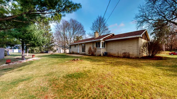 $399,900 | 243 Hillcrest Lane, Jefferson, WI 53549