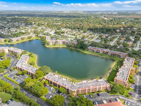 $169,000 | 6321 Coral Lake Drive, Unit 209, Margate, FL 33063