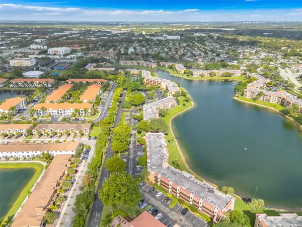 $169,000 | 6321 Coral Lake Drive, Unit 209, Margate, FL 33063