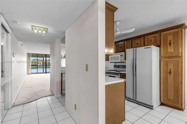 $169,000 | 6321 Coral Lake Drive, Unit 209, Margate, FL 33063