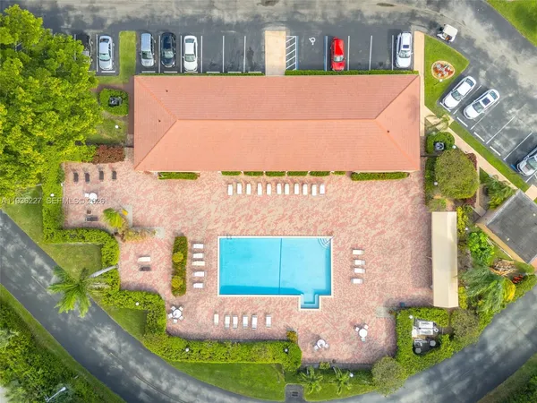 $169,000 | 6321 Coral Lake Drive, Unit 209, Margate, FL 33063