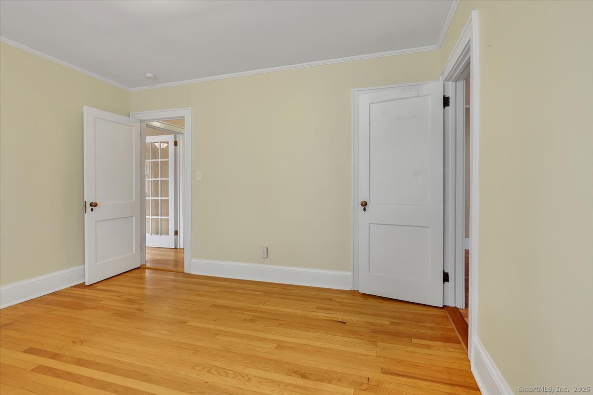 40 Robin Road, Unit 203 West Hartford, CT 06119 - Photo 19 of 22 a view of an empty room