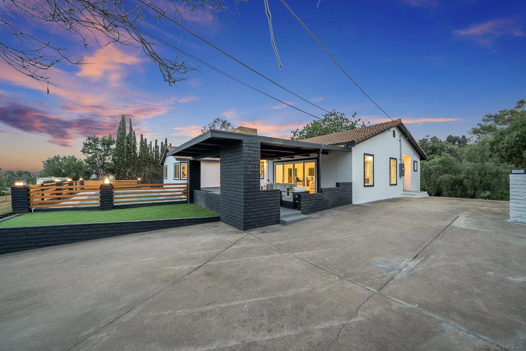 11442 Pinehurst Drive Lakeside, CA 92040 - Photo 37 of 46 a view of backyard of house with green space