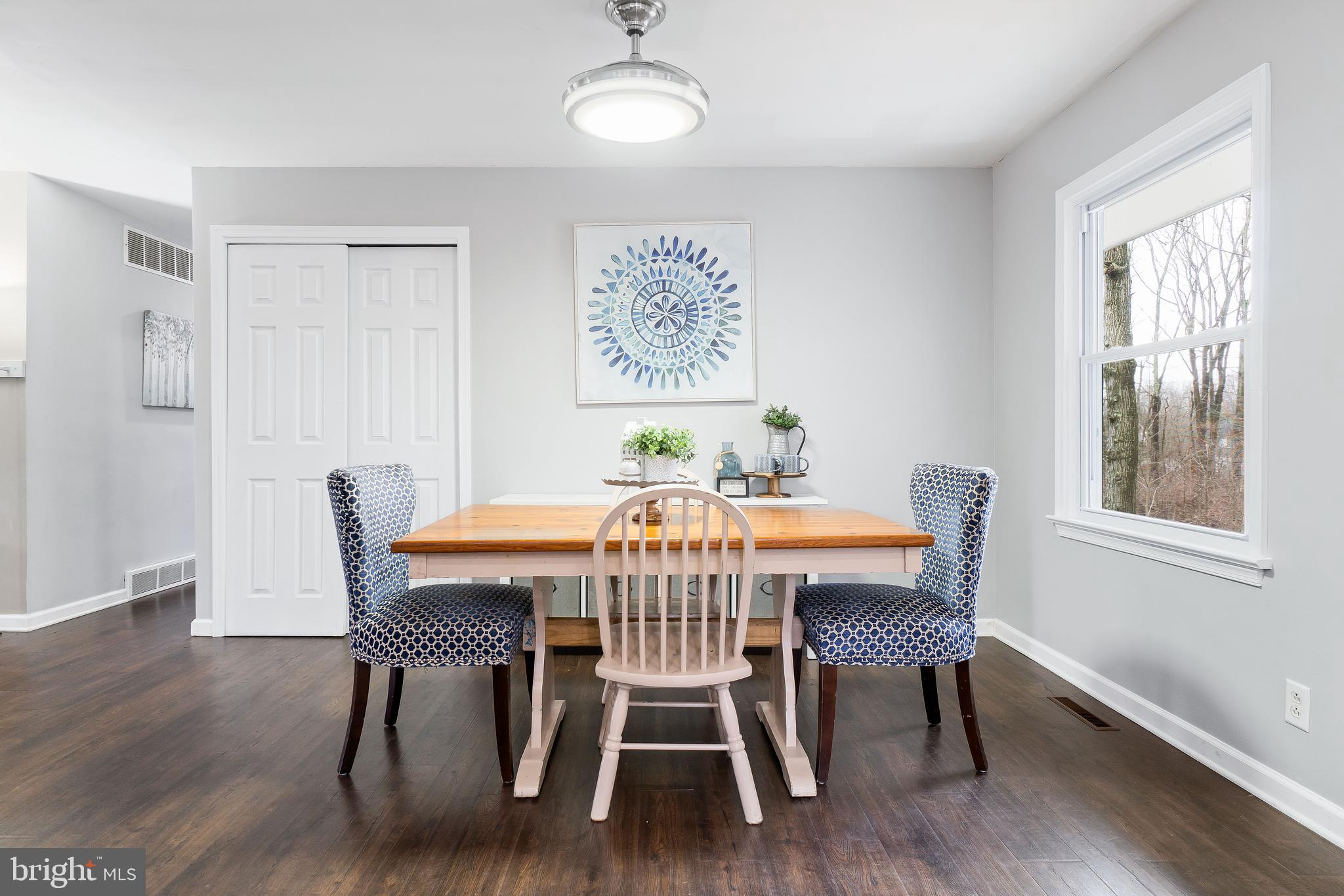 601 Red Toad Road North East, MD 21901 - Photo 6 of 25 Dining area with flow to living room & hall