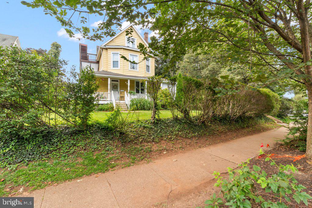 5001 Roland Avenue Baltimore, MD 21210 - Photo 2 of 36