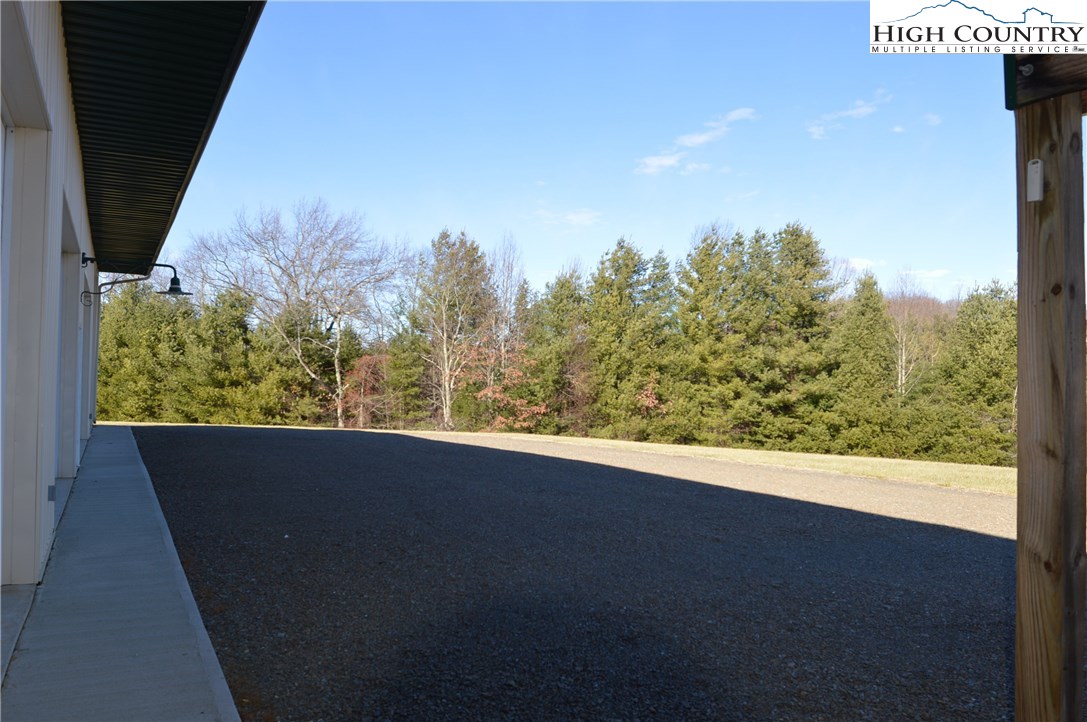 128 Cahn Road Sparta, NC 28675 - Photo 4 of 33 Gallery Image 4