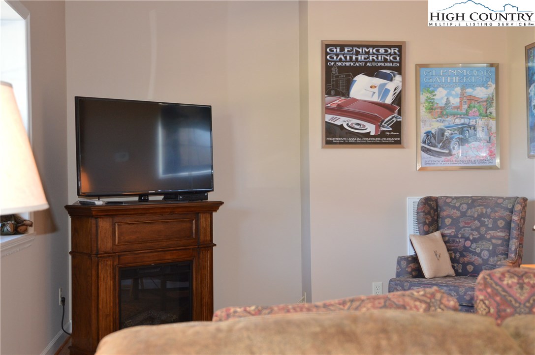 128 Cahn Road Sparta, NC 28675 - Photo 7 of 33 Gallery Image 7