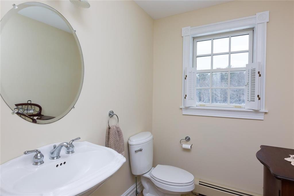 61 Old Field Road Yarmouth, ME 04096 - Photo 15 of 35 First floor powder room.