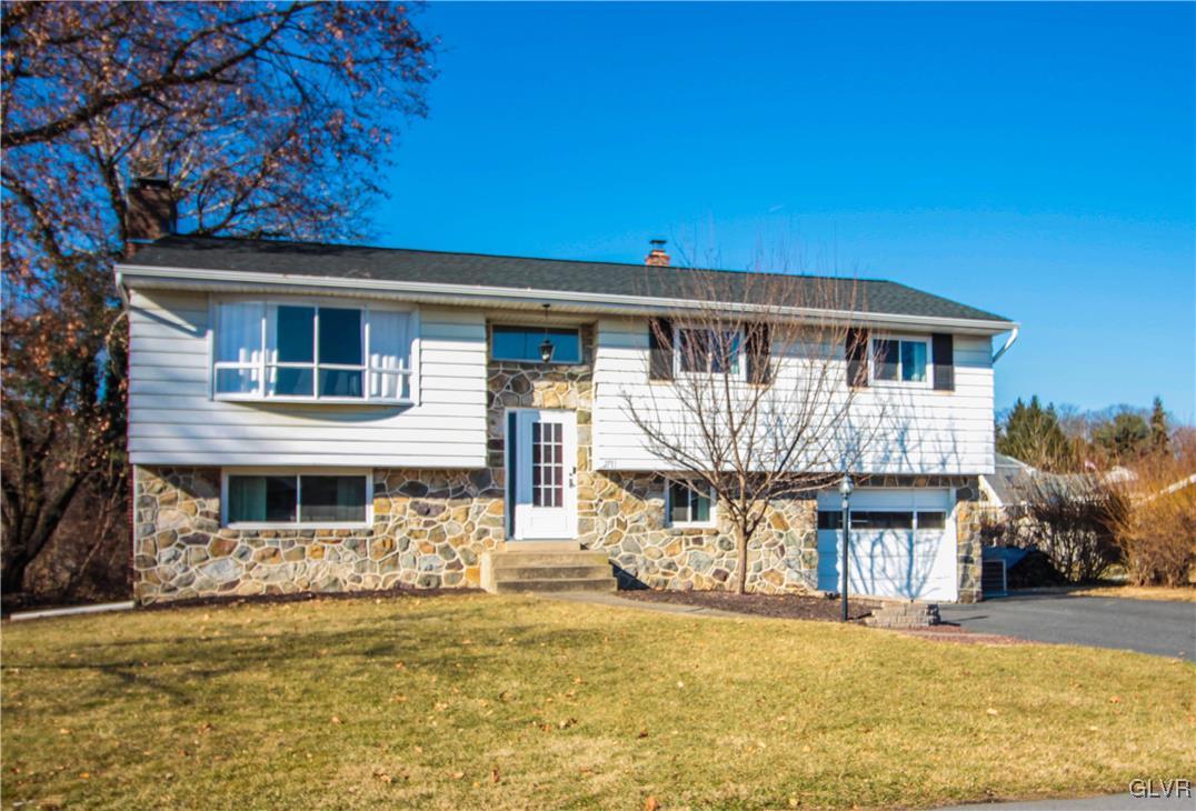 2711 Belaire Road Bethlehem, PA 18017 - Photo 1 of 22 Gallery Image 1