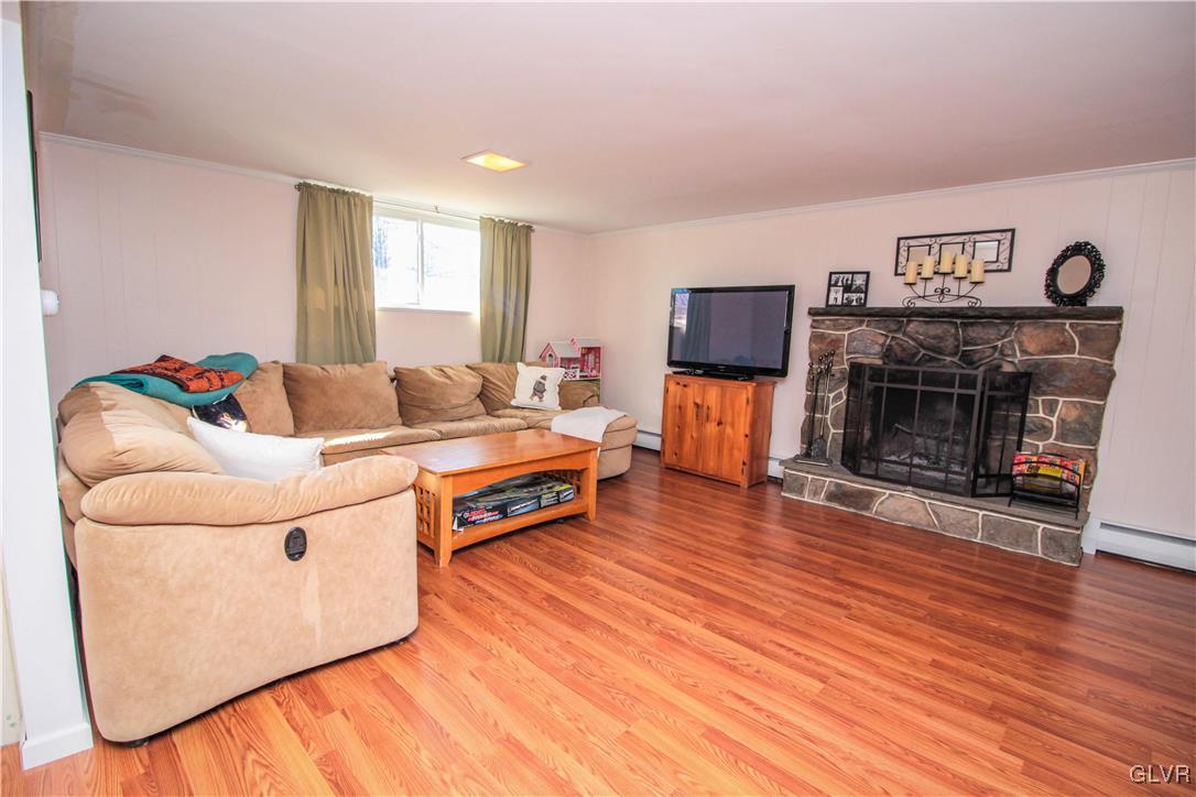 2711 Belaire Road Bethlehem, PA 18017 - Photo 15 of 22 Gallery Image 15