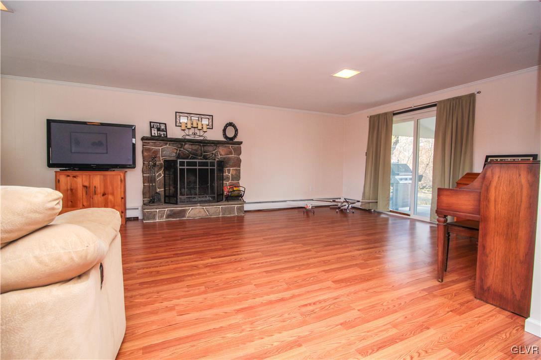 2711 Belaire Road Bethlehem, PA 18017 - Photo 17 of 22 Gallery Image 17