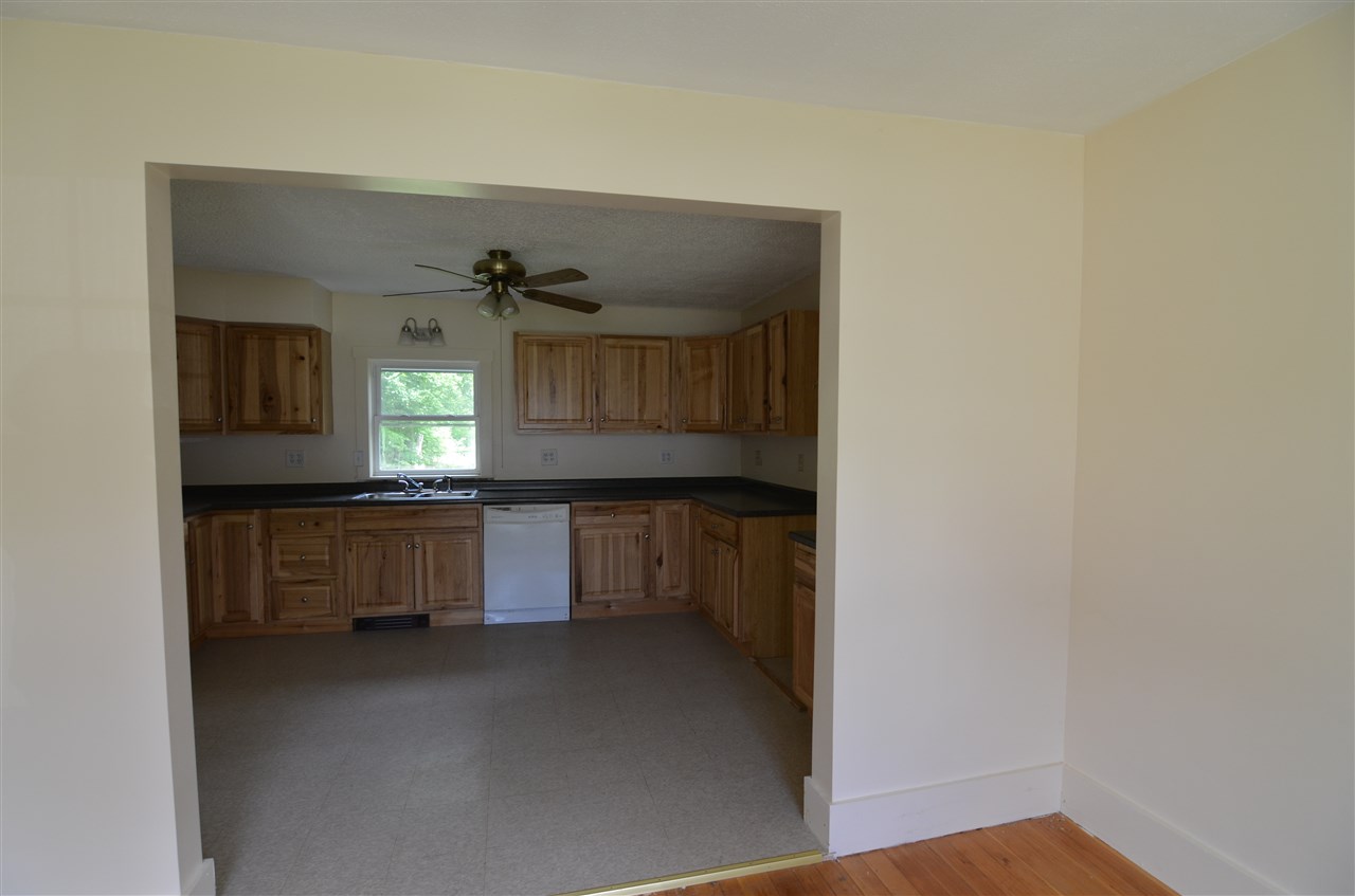 160 Main Street Andover, NH 03216 - Photo 6 of 12
