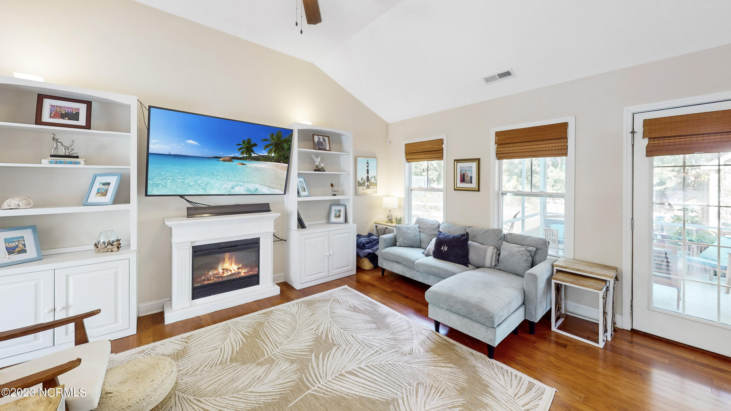 4490 Frying Pan Road Southeast Southport, NC 28461 - Photo 16 of 47 36-24-27-4490-Frying-Pan-Rd-Living-Room(