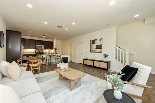 $589,900 | 725 Via Dolcetto, Ontario, CA 91764