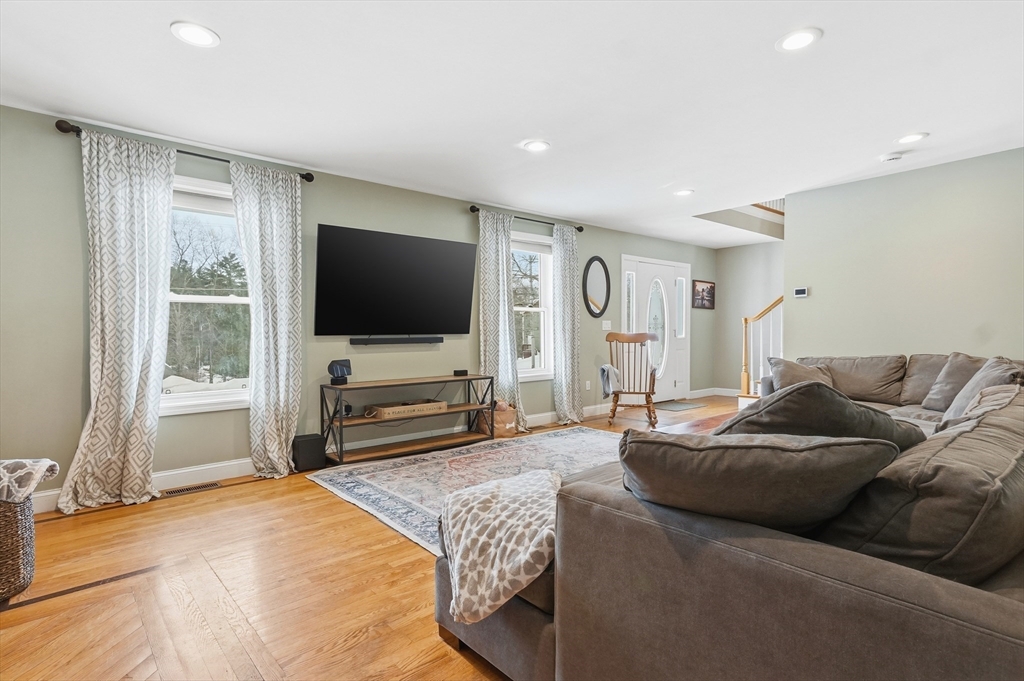 10 Ball Road Kingston, NH 03848 - Photo 16 of 40 Gallery Image 16