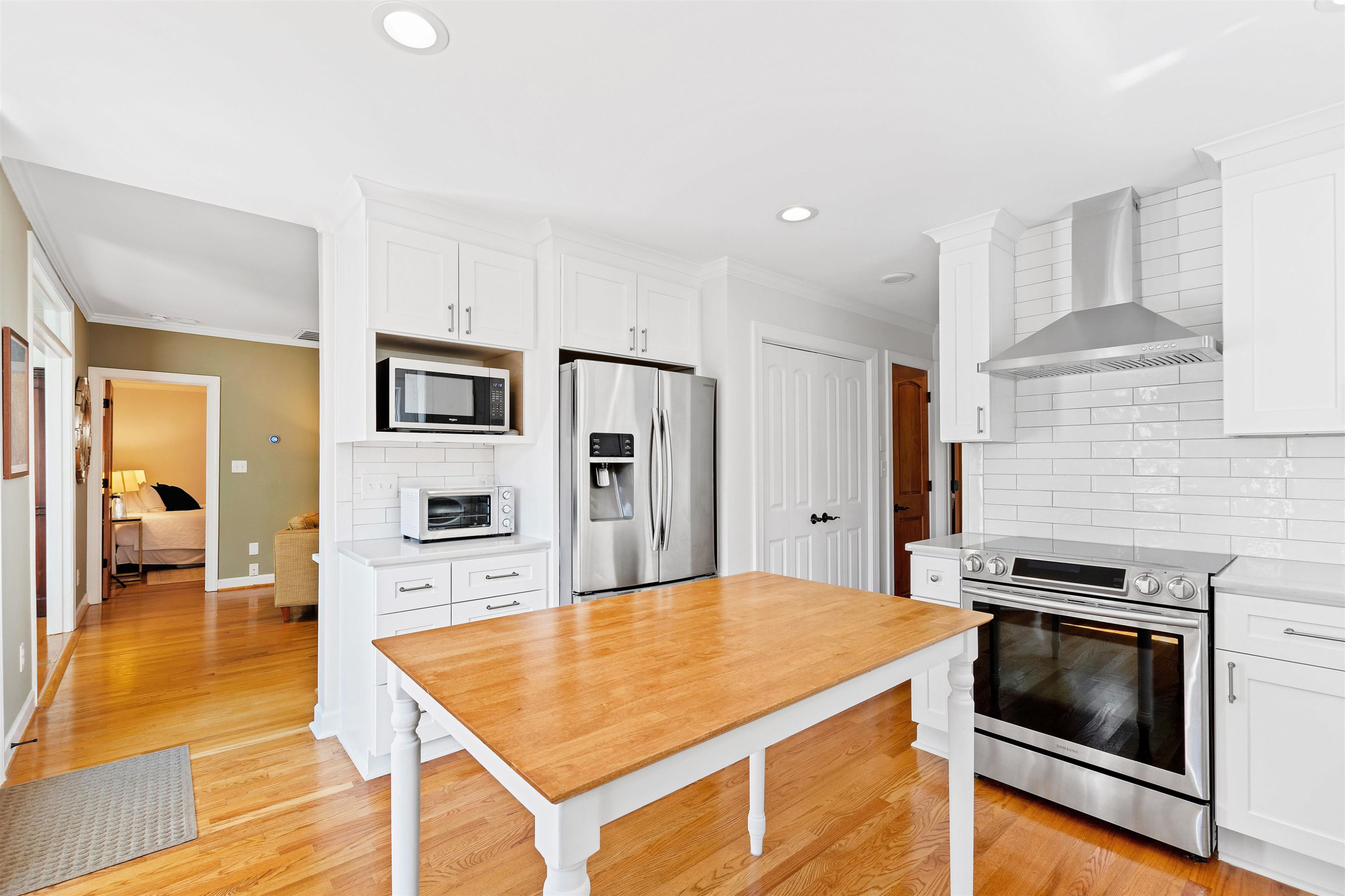 2960 Claremont Road Raleigh, NC 27608 - Photo 14 of 47 Photo 14