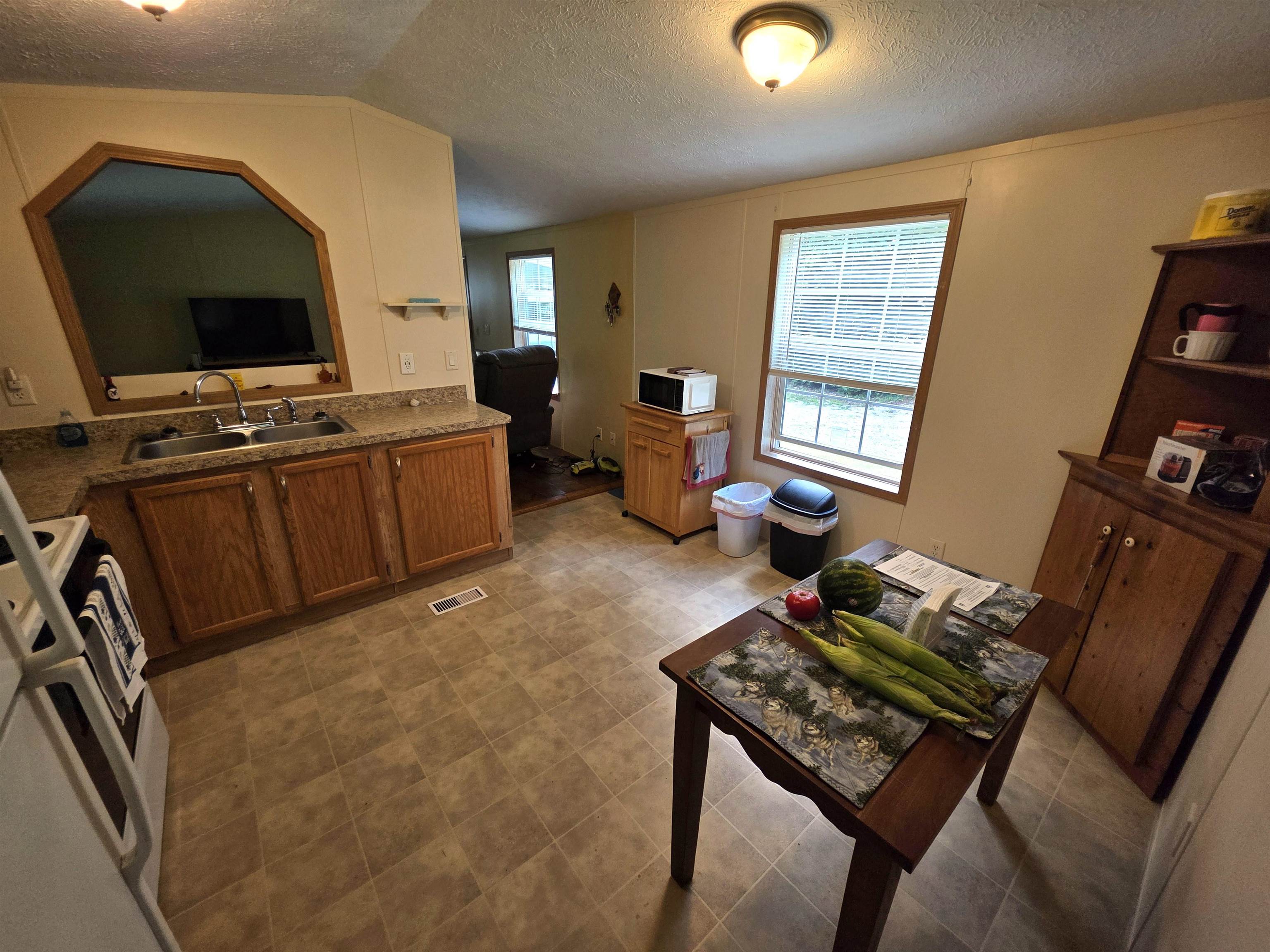 32 Plain Street Barre, VT 05641 - Photo 14 of 40