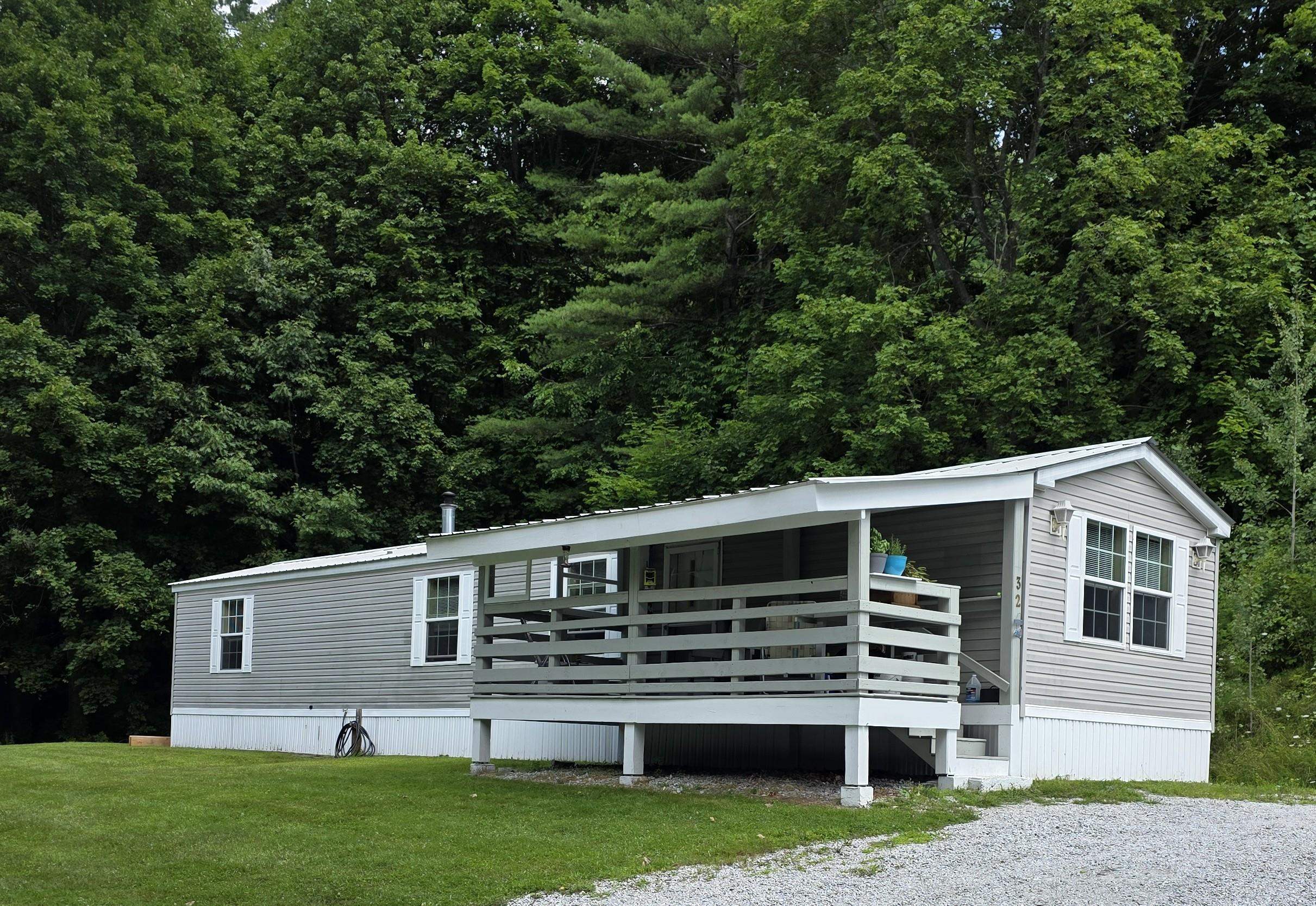 32 Plain Street Barre, VT 05641 - Photo 3 of 40