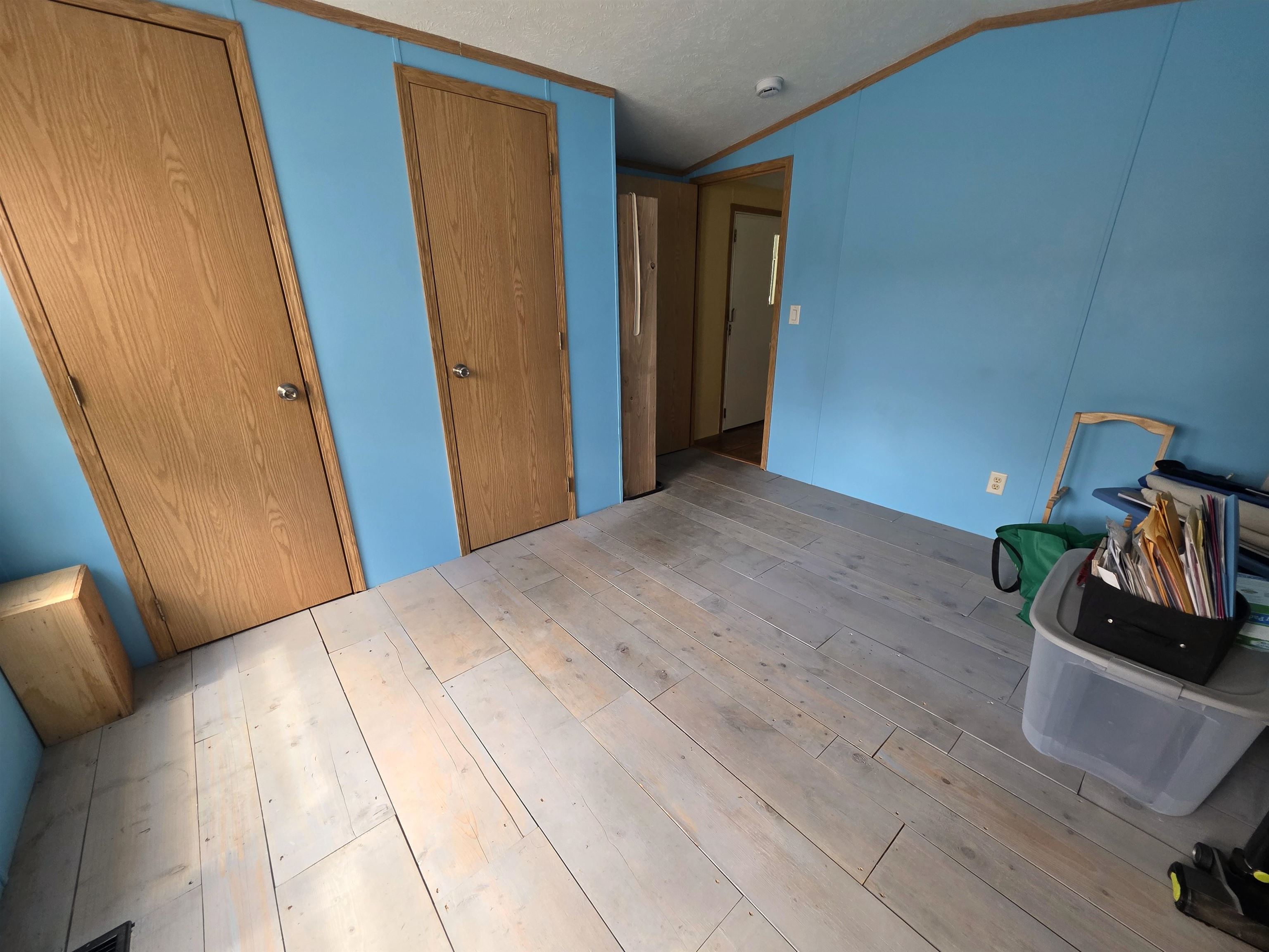 32 Plain Street Barre, VT 05641 - Photo 9 of 40