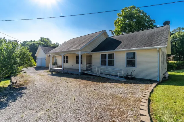 $350,000 | 9540 East 500 South, Wolcottville, IN 46795