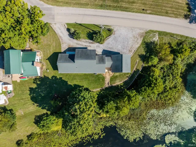 $350,000 | 9540 East 500 South, Wolcottville, IN 46795