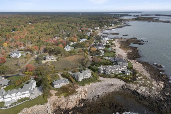 $15,000,000 | 17 Seaview Avenue, Kennebunkport, ME 04046