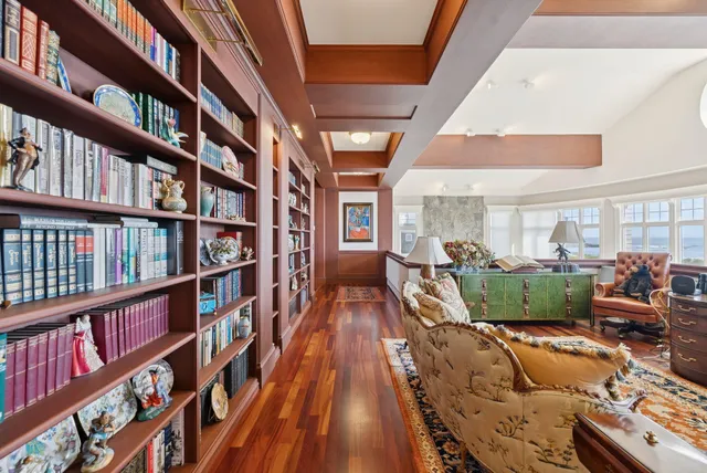 $20,000,000 | 17 Seaview Avenue, Kennebunkport, ME 04046