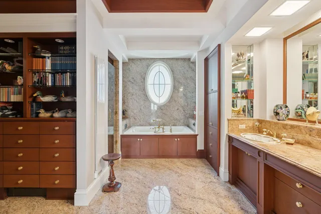 $20,000,000 | 17 Seaview Avenue, Kennebunkport, ME 04046