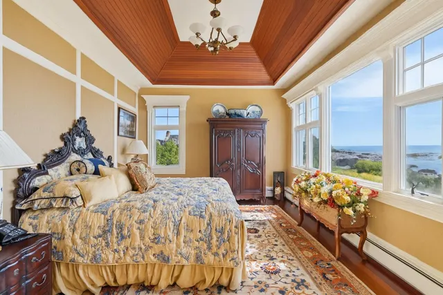 $20,000,000 | 17 Seaview Avenue, Kennebunkport, ME 04046