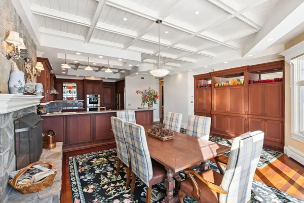 $15,000,000 | 17 Seaview Avenue, Kennebunkport, ME 04046