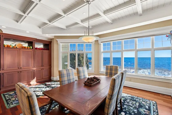 $15,000,000 | 17 Seaview Avenue, Kennebunkport, ME 04046