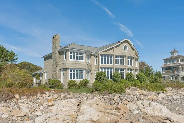 $20,000,000 | 17 Seaview Avenue, Kennebunkport, ME 04046