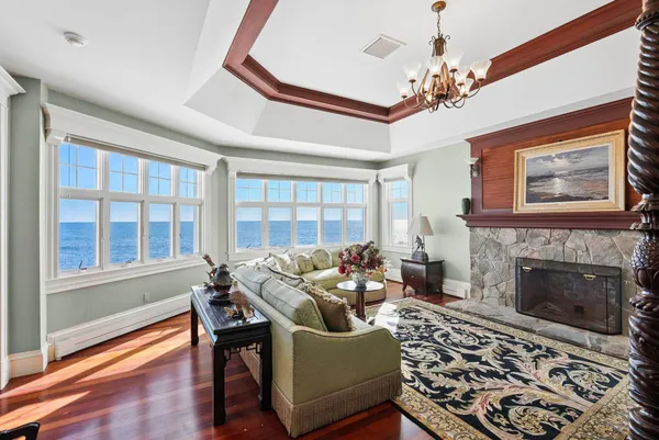 $15,000,000 | 17 Seaview Avenue, Kennebunkport, ME 04046