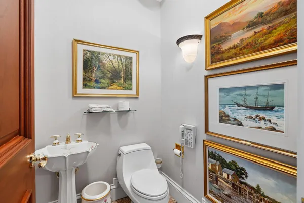 $15,000,000 | 17 Seaview Avenue, Kennebunkport, ME 04046