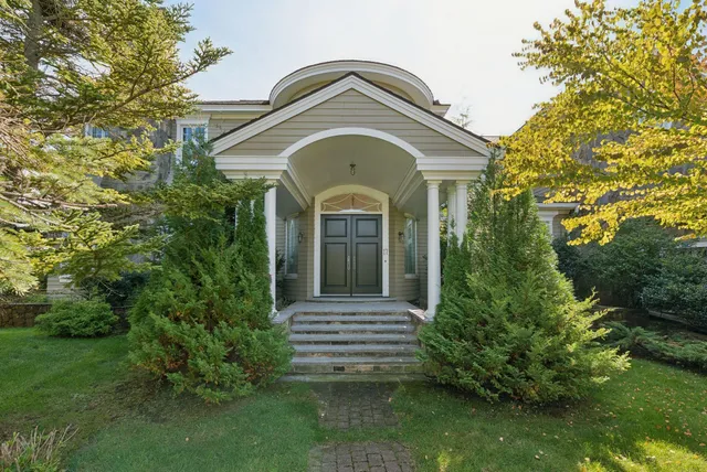 $20,000,000 | 17 Seaview Avenue, Kennebunkport, ME 04046