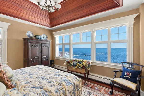 $15,000,000 | 17 Seaview Avenue, Kennebunkport, ME 04046
