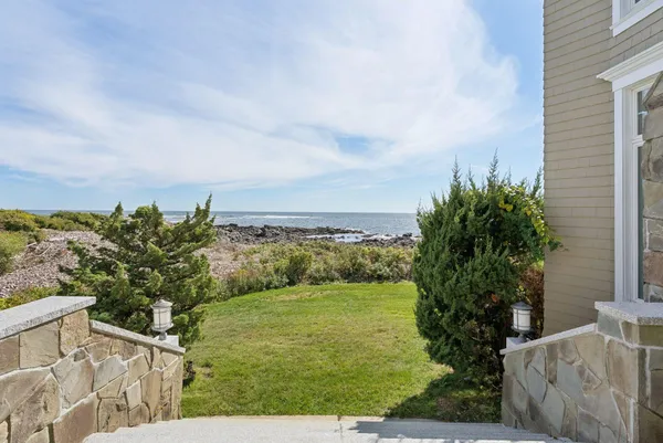 $15,000,000 | 17 Seaview Avenue, Kennebunkport, ME 04046