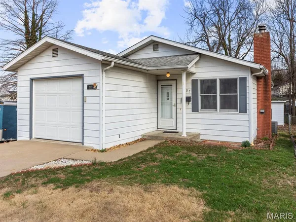 $190,000 | 207 Hoener Avenue, Waterloo, IL 62298