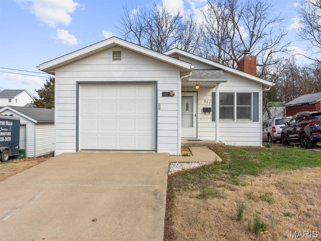 207 Hoener Avenue Waterloo, IL 62298 - Photo 2 of 41