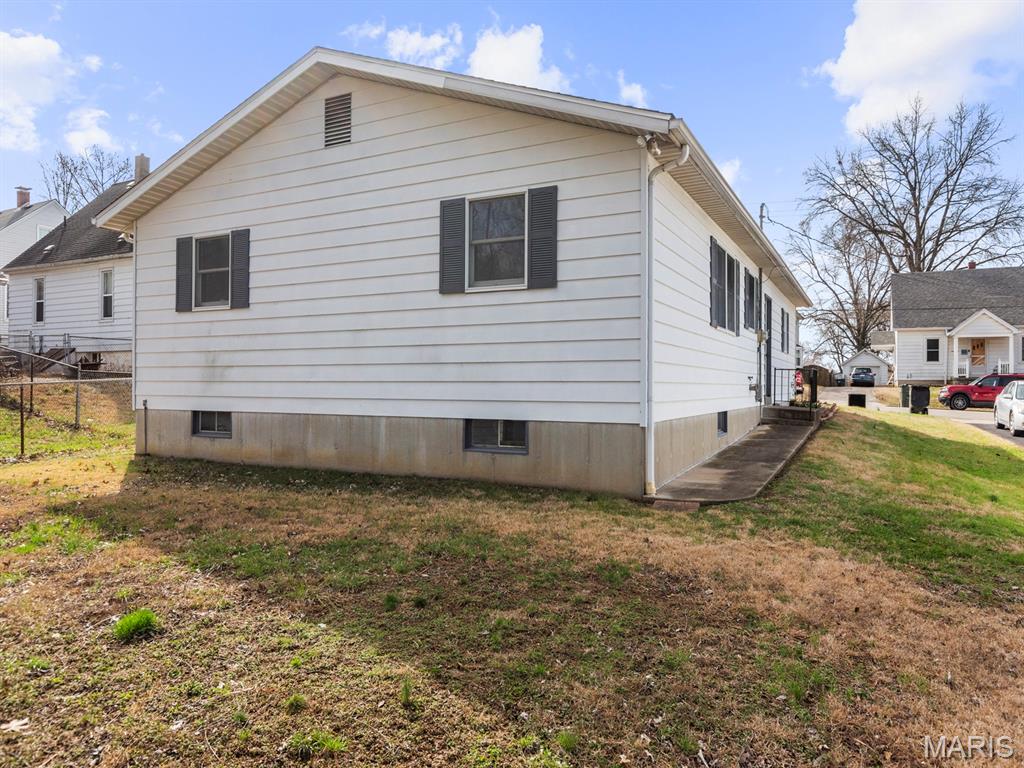 207 Hoener Avenue Waterloo, IL 62298 - Photo 25 of 41